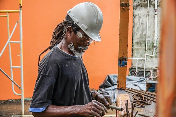 dominica_hurricane_recovery_beneficiary_one_working