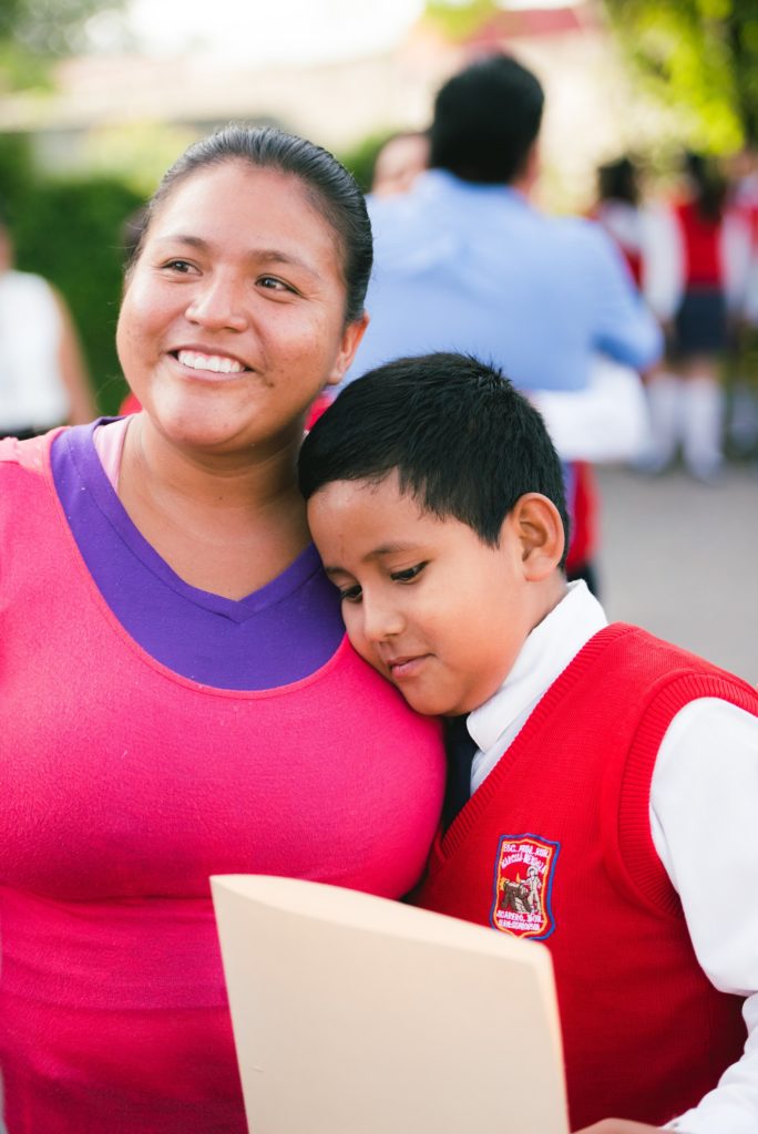 mexico_beneficiary_couple_Smiling_hugging