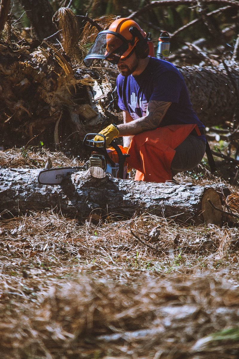 florida_michael_hurricane_response_chainsaw_volunteer_one_working