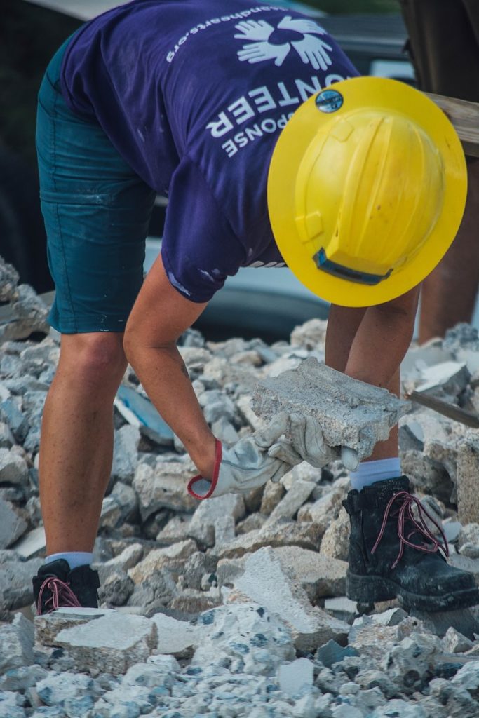 st_john_usa_hurricane_voluntario_un_trabajo_de_desescombro